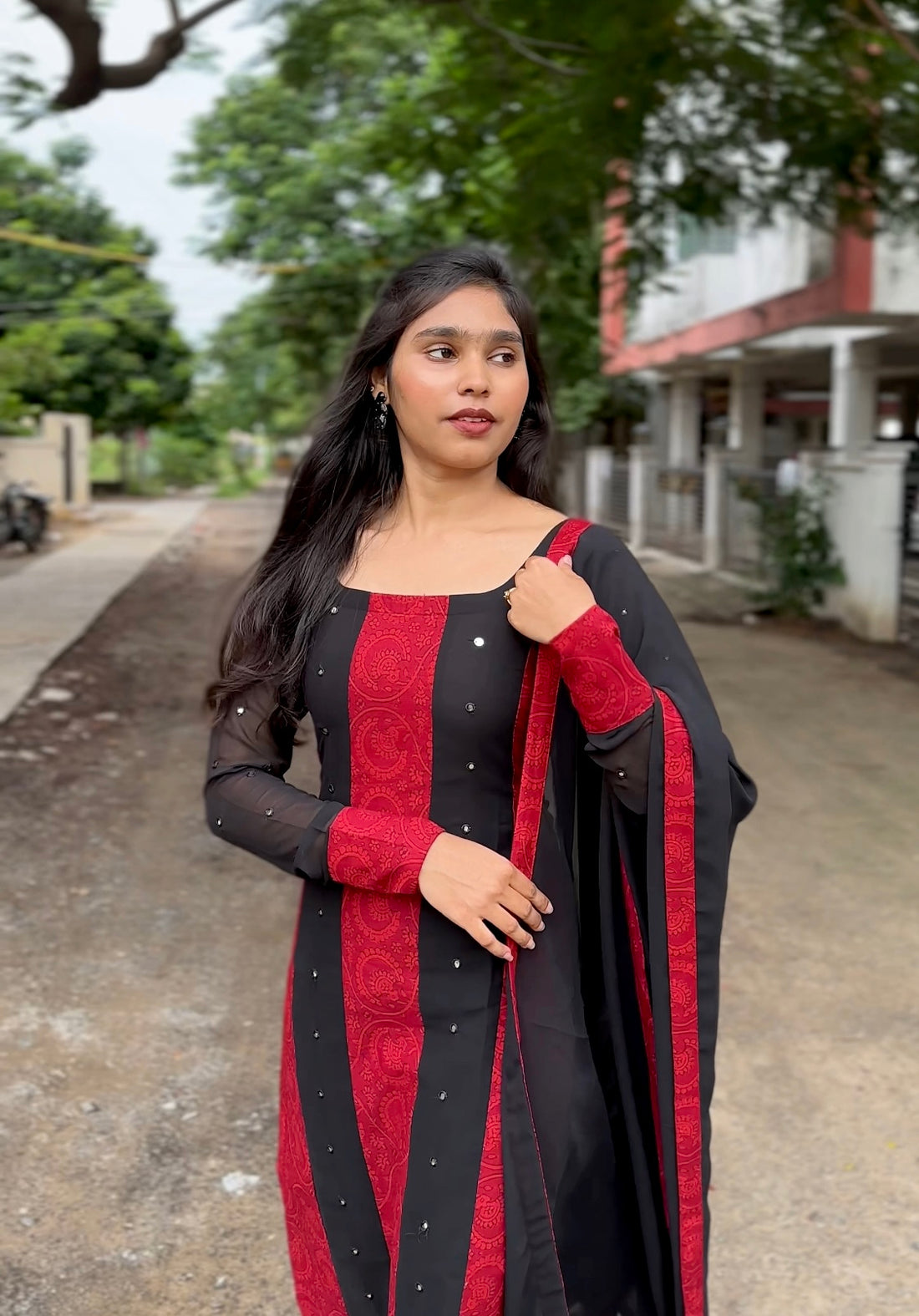 Neeli