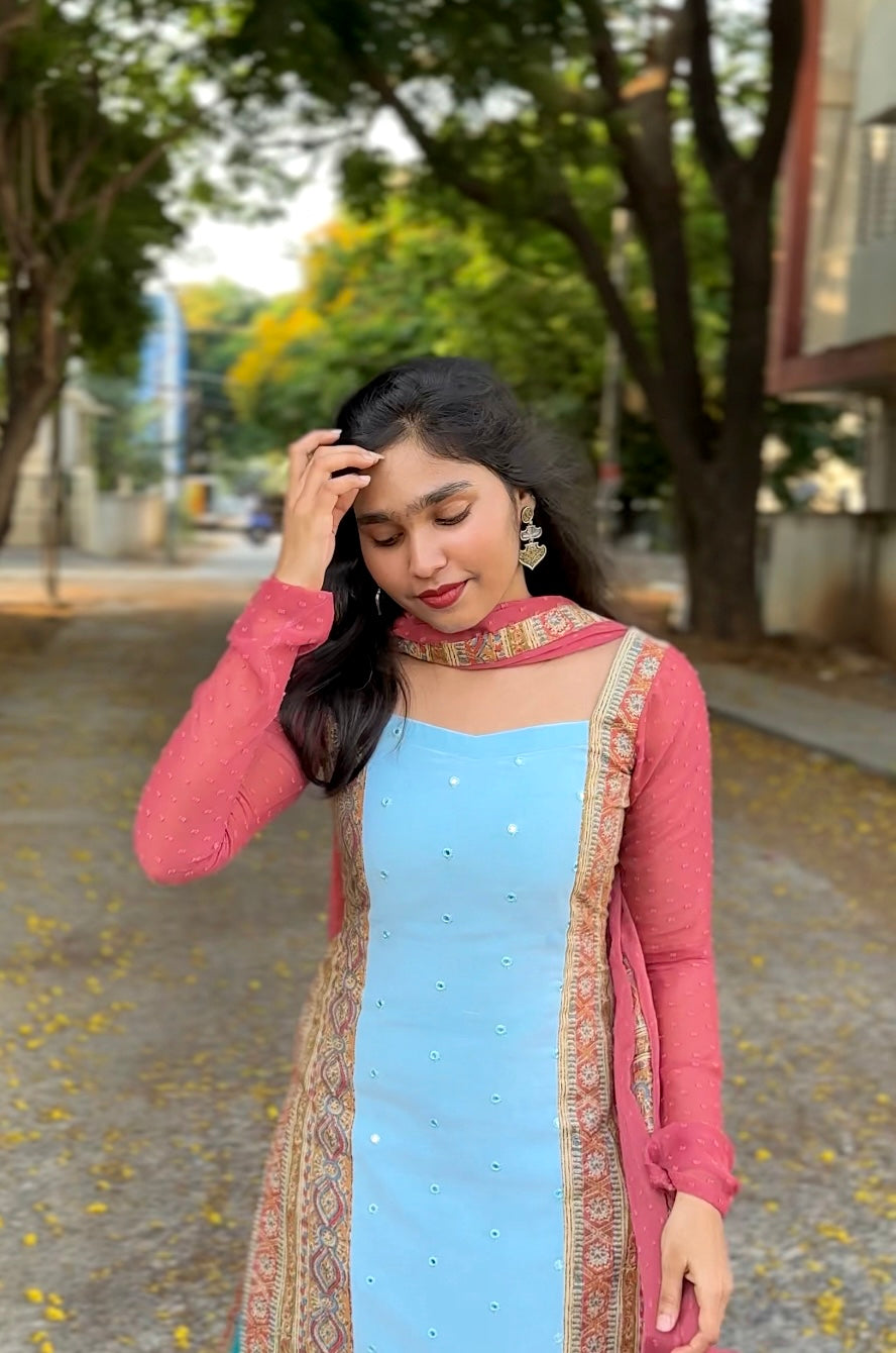 Oviya