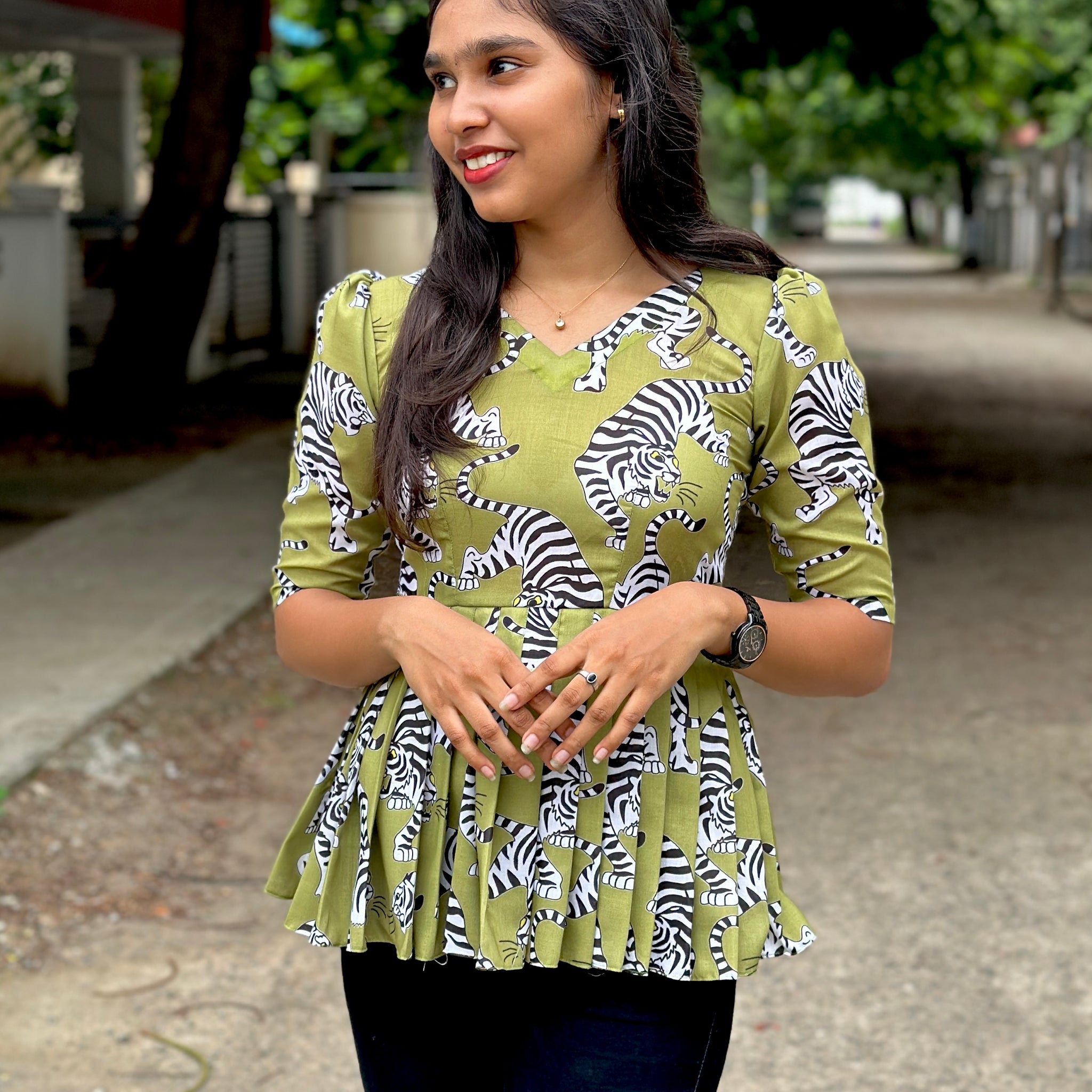 Tiger peplum
